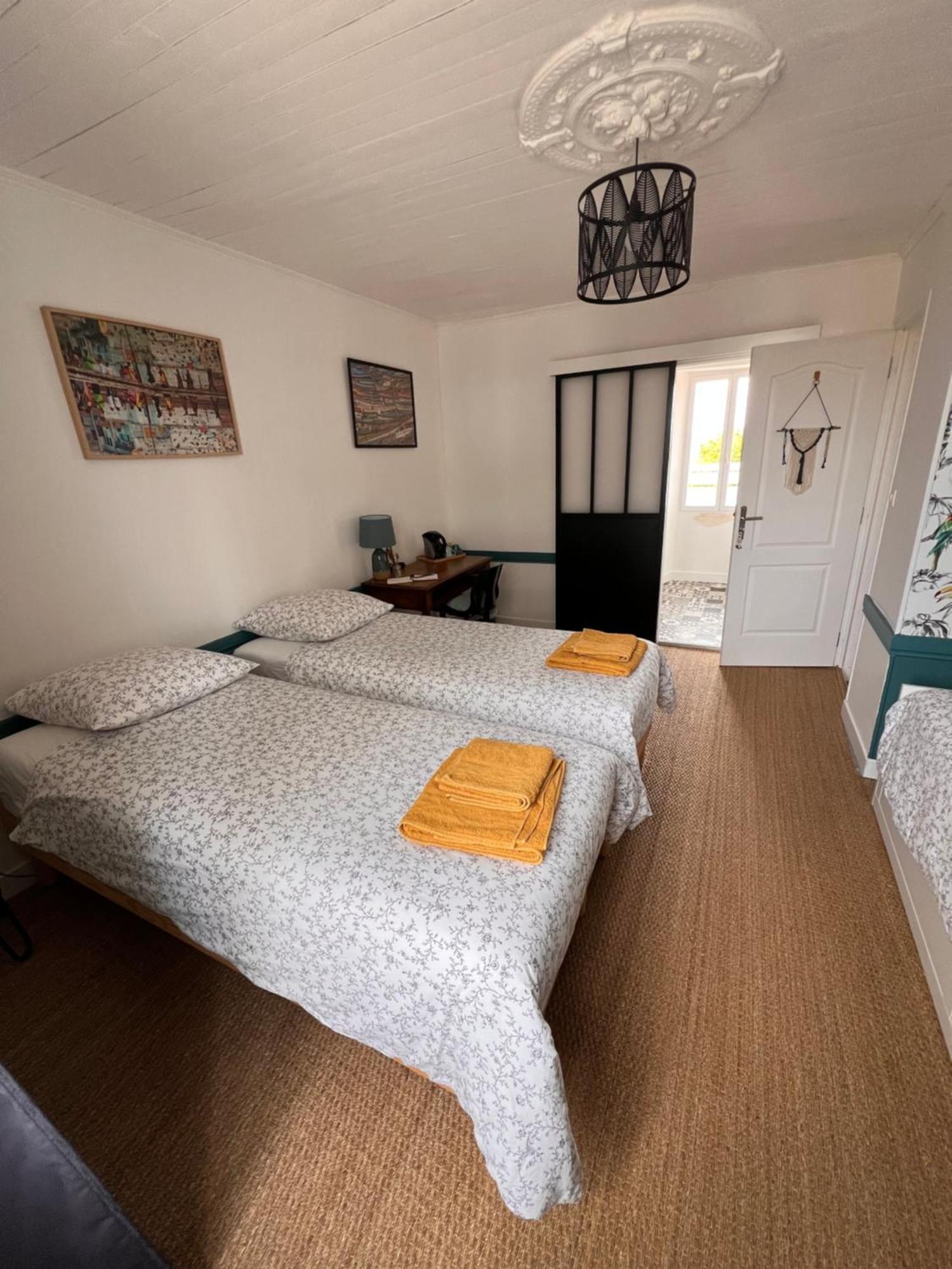 Bien Et Toit Bed & Breakfast Montredon  Eksteriør bilde