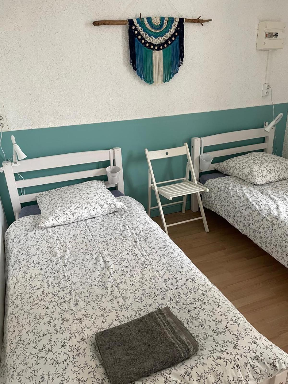 Bien Et Toit Bed & Breakfast Montredon  Eksteriør bilde